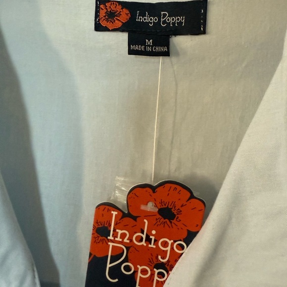 Indigo Poppy|NWT pastel blue oversized Peterpan collar top,Size M••• 100% cotton - Picture 5 of 8